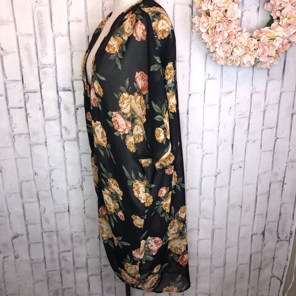 Live 4 Truth sheer black orange floral - Picture 3 of 6